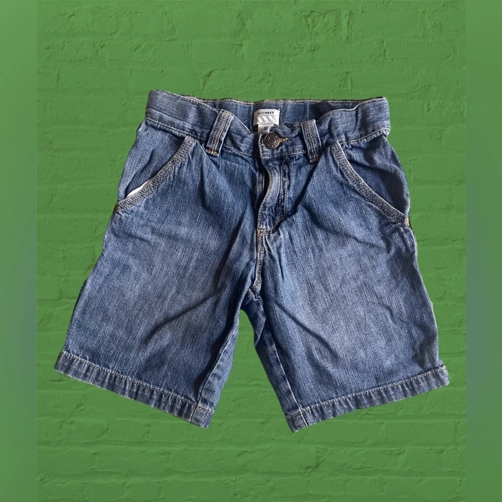 LOT OF 3 Boys 5T Denim & Sweat Shorts (Old Navy)